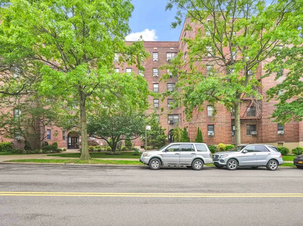 26-20 141st Street image 1 of 22