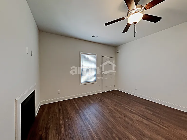 1706 Antebellum Dr — Photo 5
