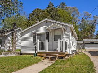 672 N Jefferson St, Ionia, MI