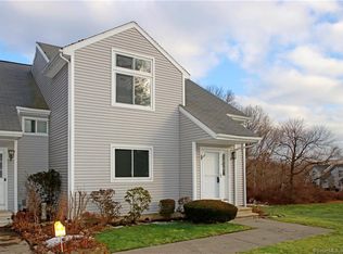 12 April Gardens Rd UNIT D, Seymour, CT 06483