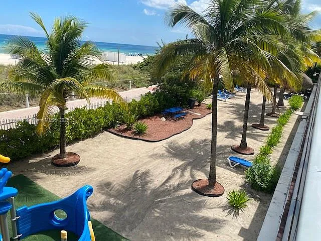 6039 Collins Ave #1110 — Photo 3