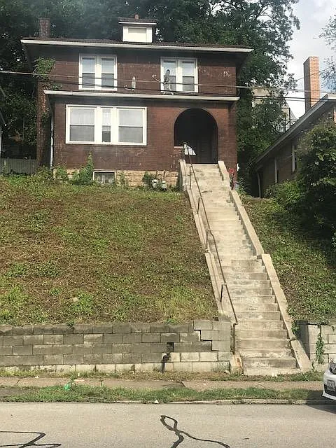 4026 Murray Ave photo 1