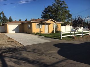11231 Baker Ln, Riverside, CA 92505