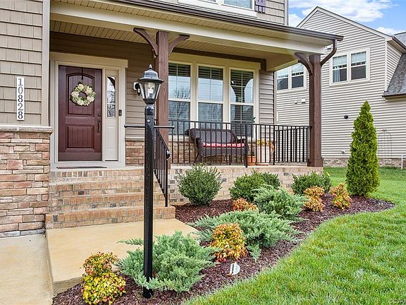 3rd image of 10828 McCann Pl