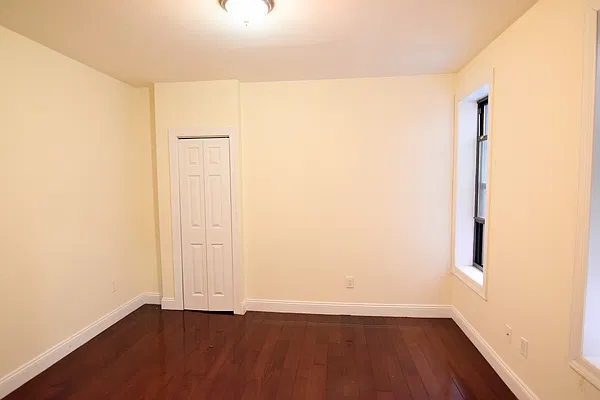 Rented by Zuz Realty | media 8