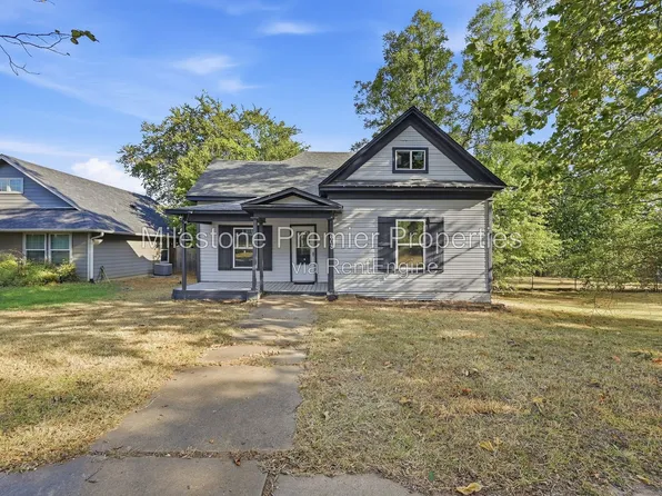 605 E Woodard St, Denison, TX 75021