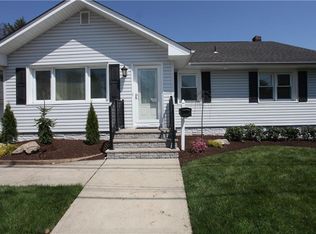 222 Carolyn Ave, Colonia, NJ
