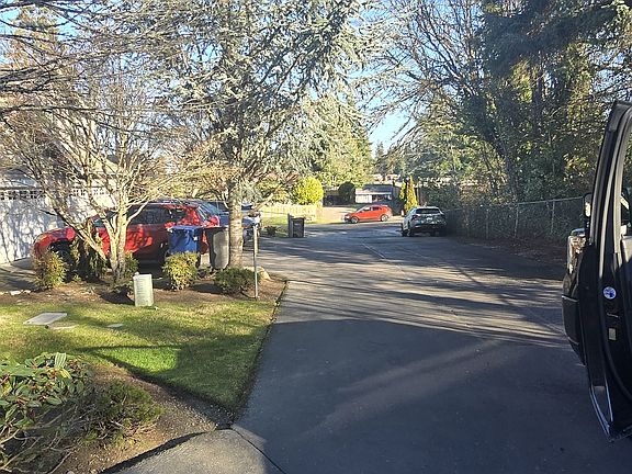 2nd image of 4020 Shelby Rd #2