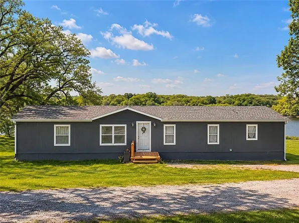 14933 Lakeshore Dr, Excelsior Springs, MO 64024
