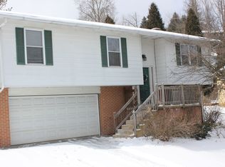 904 Alpine St, Morgantown, WV 26505