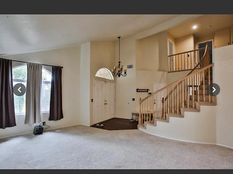 25932 Andre Ct — Photo 3