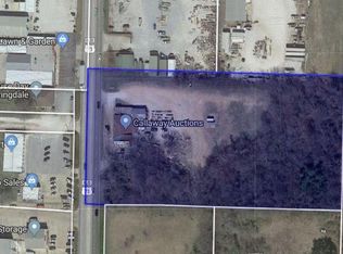 3161 N Thompson St, Springdale, AR 72764