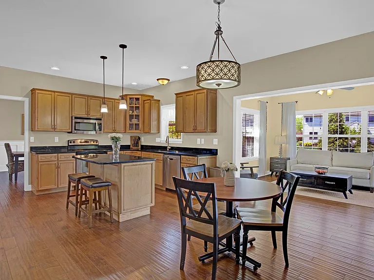 74 Stone Run Dr — Photo 12