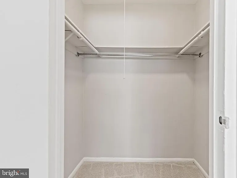 5801 Quantrell Ave — Photo 10