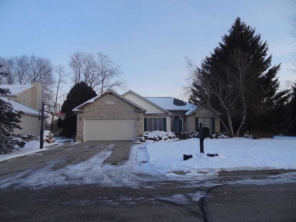 1st image of 355 Oakwood Ln