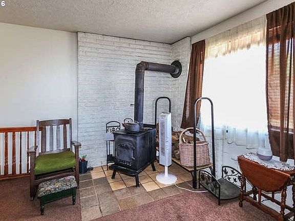 4th image of 4804 NE 118th Ct