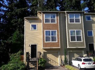 8702 NE Adlington St, Hillsboro, OR 97006