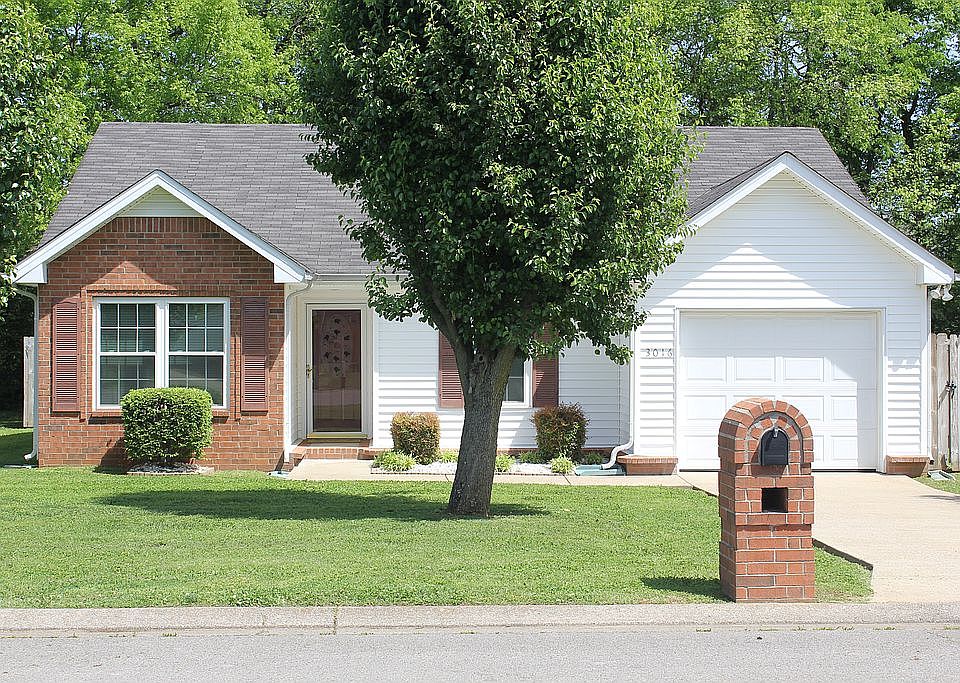1st image of 3016 Roscommon Dr