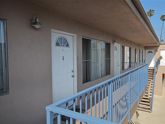 3rd image of 208 Belmont Ave #10