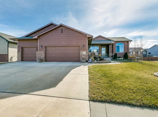 2521 N Fieldcrest St, Wichita, KS 67215