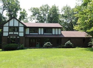 2968 Arborry Hill Rd, Richfield, OH 44286