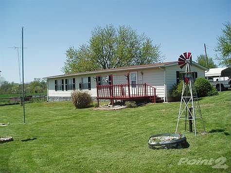 1228 County Road 1312, Bolckow