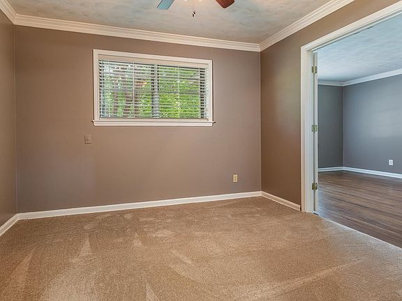5th image of 5075 Woodlark Ave