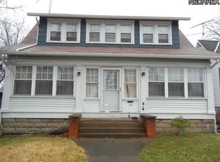 110 W Park Ave, Columbiana, OH 44408