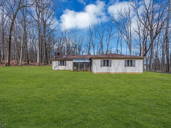 3rd image of 1179 Califon Cokesbury Rd