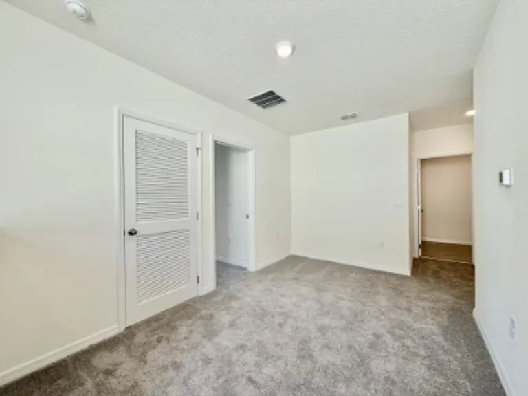 1374 Holodak Dr — Photo 32