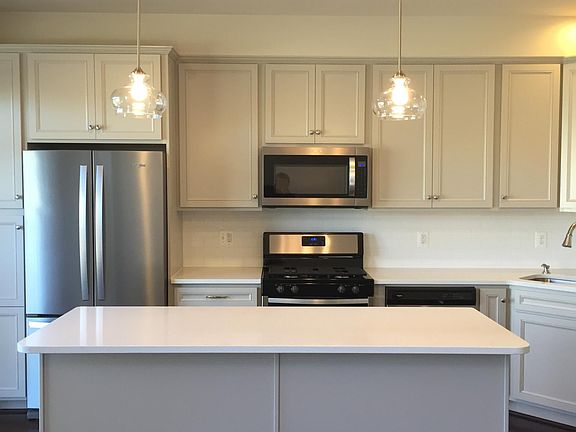 5th image of 16007 Marsh Pl