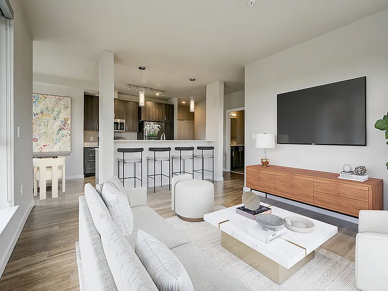 Pure Redmond — Photo 9