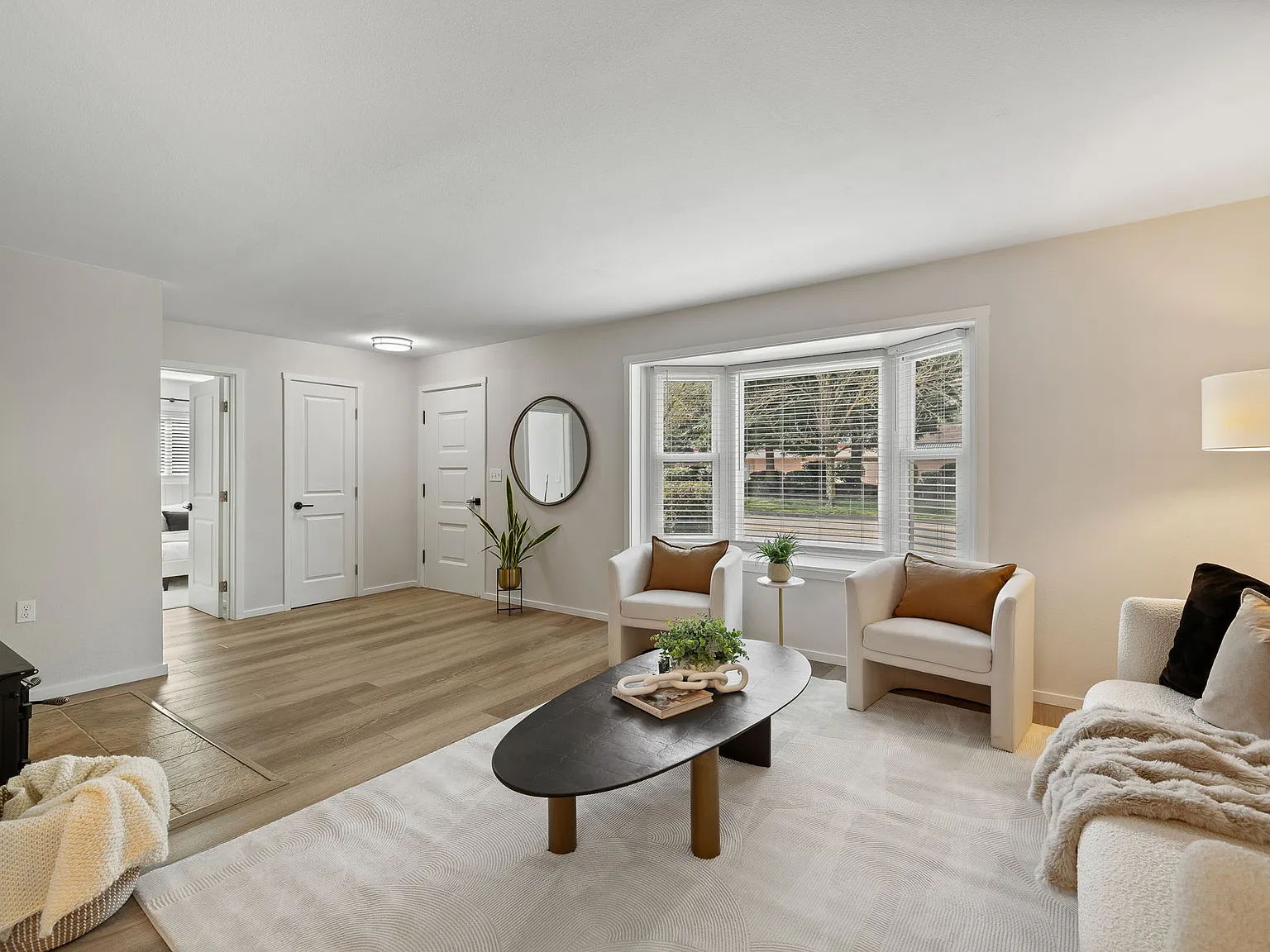 3 bed, 1684 sqft, $3,500 — Photo 3