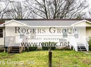 1010 Harriett St, Henderson, NC 27536