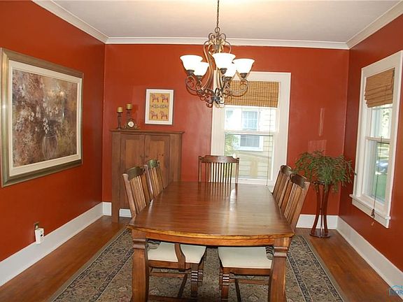 5th image of 2417 Pemberton Dr