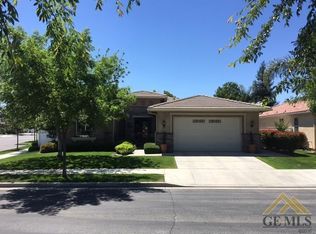301 Ruthon Dr, Bakersfield, CA 93312