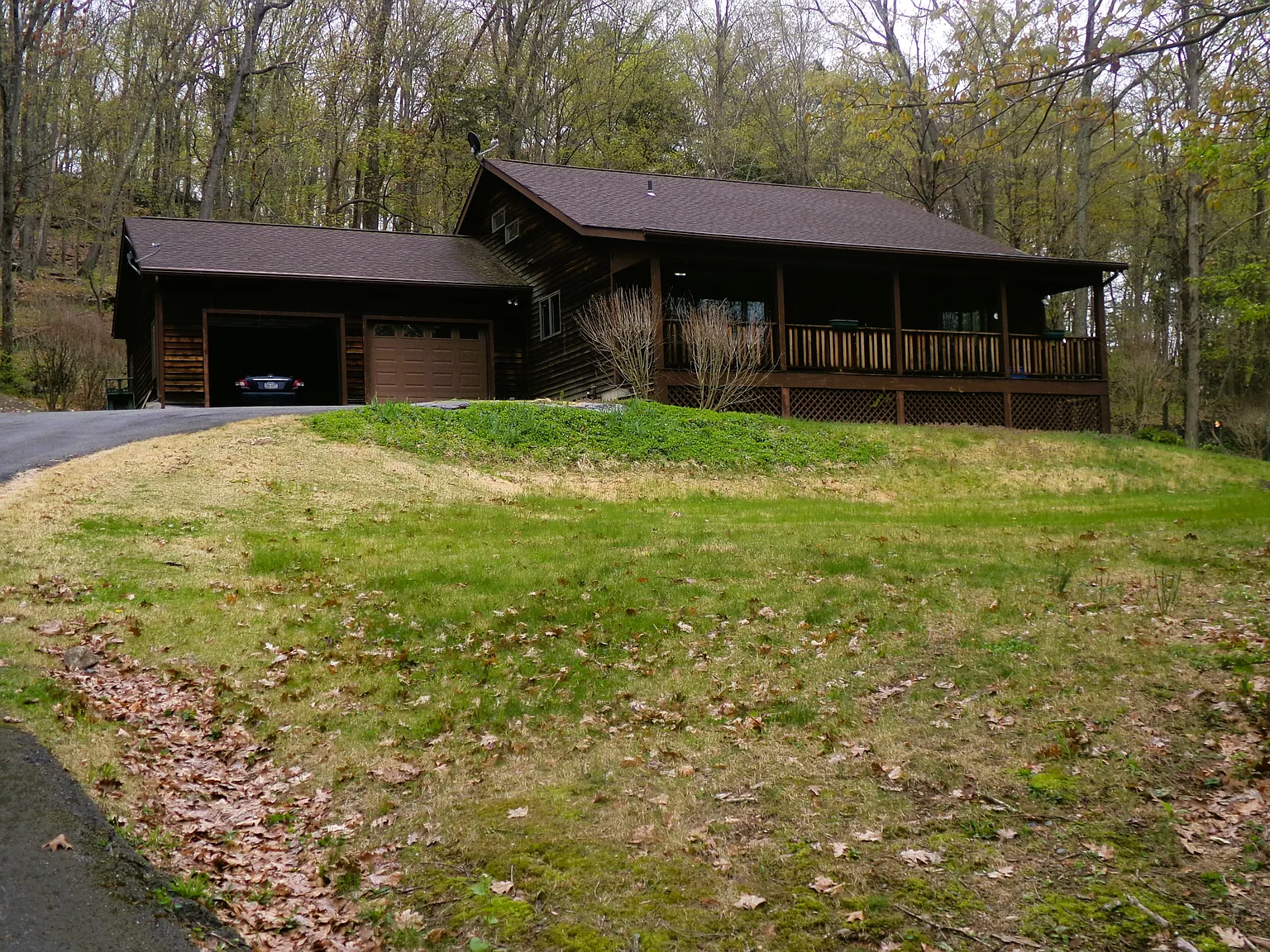 3 bed, 1.5 bath, 1470 sqft, $3,200 — Photo 2