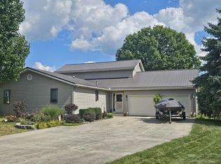 95 Southmoor Shrs, Saint Marys, OH 45885