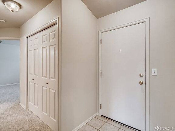 3rd image of 18501 SE Newport Way Unit L348