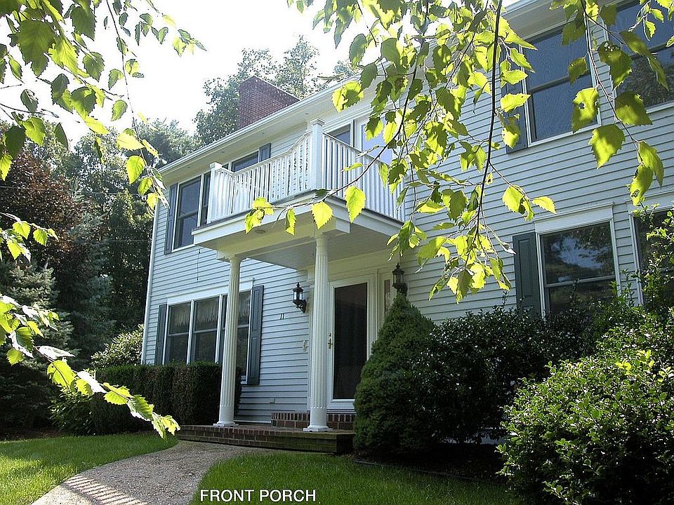 Front view (Porch)