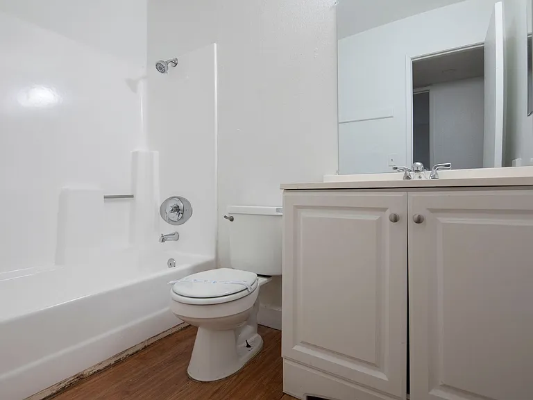 3 bed 2 bath in the heart of San Diego — Photo 10