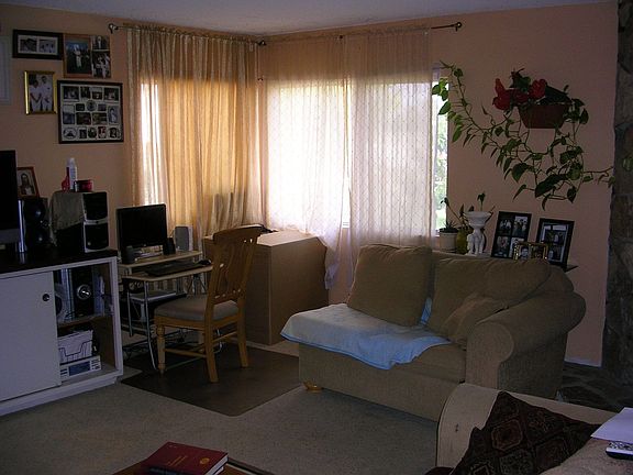 4th image of 8636 Mission Dr
