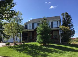570 Lake Plumleigh Way, Algonquin, IL 60102