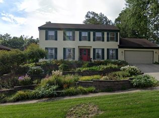 1105 S Raven Rd, Shorewood, IL 60404