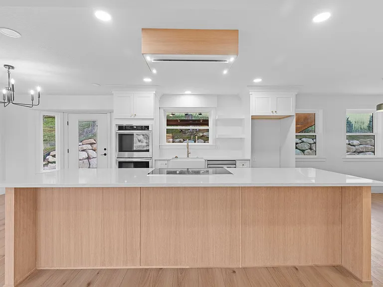 2460 E Dimple Dell Rd — Photo 5