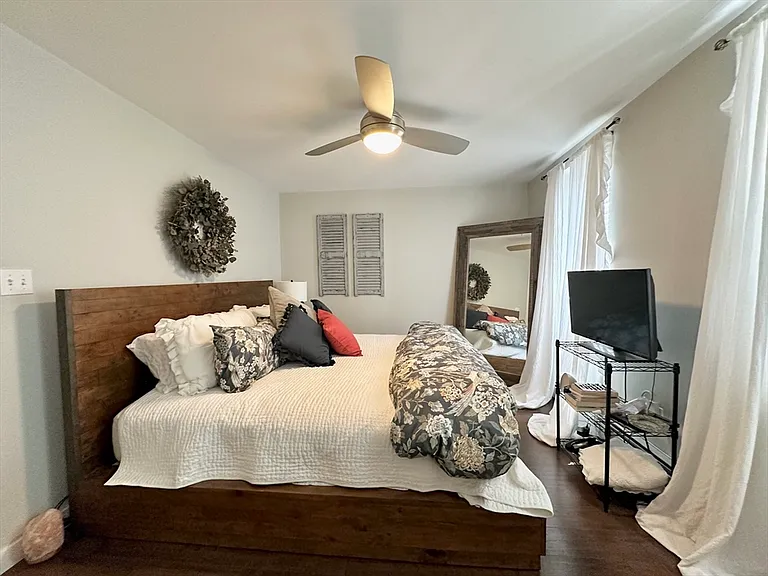 180 K St #2 — Photo 9