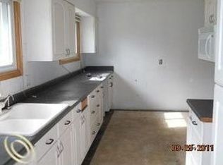 7402 Cornwall Ct, West Bloomfield, MI 48322
