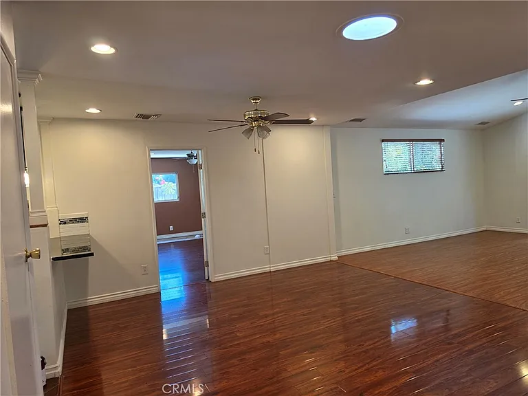 5446 Irondale Ave — Photo 5