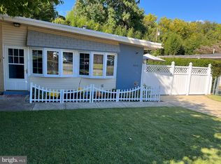 9318 Trout Rd, Philadelphia, PA 19115