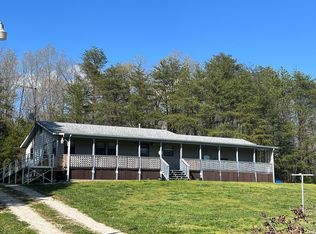 1907 Curran Rd, Willow Springs, MO 65793